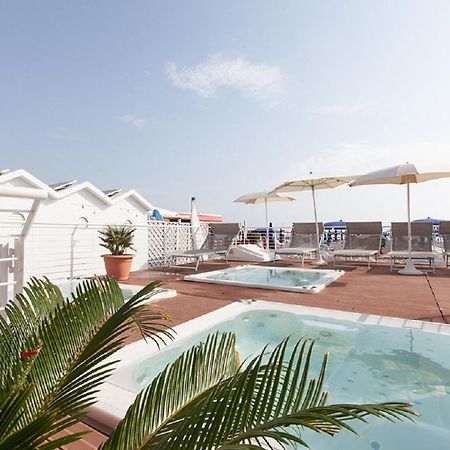 Riccione Beach Hotel - Enjoy Your Summer -Beach Village Incluso Dış mekan fotoğraf