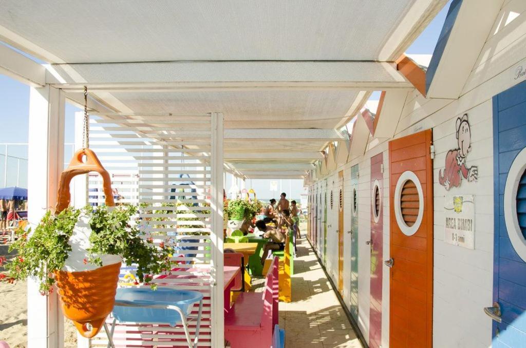 Riccione Beach Hotel - Enjoy Your Summer -Beach Village Incluso Dış mekan fotoğraf